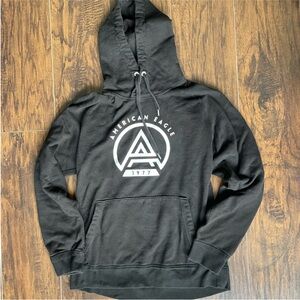 American Eagle Men's Graphic Hoodie in Medium